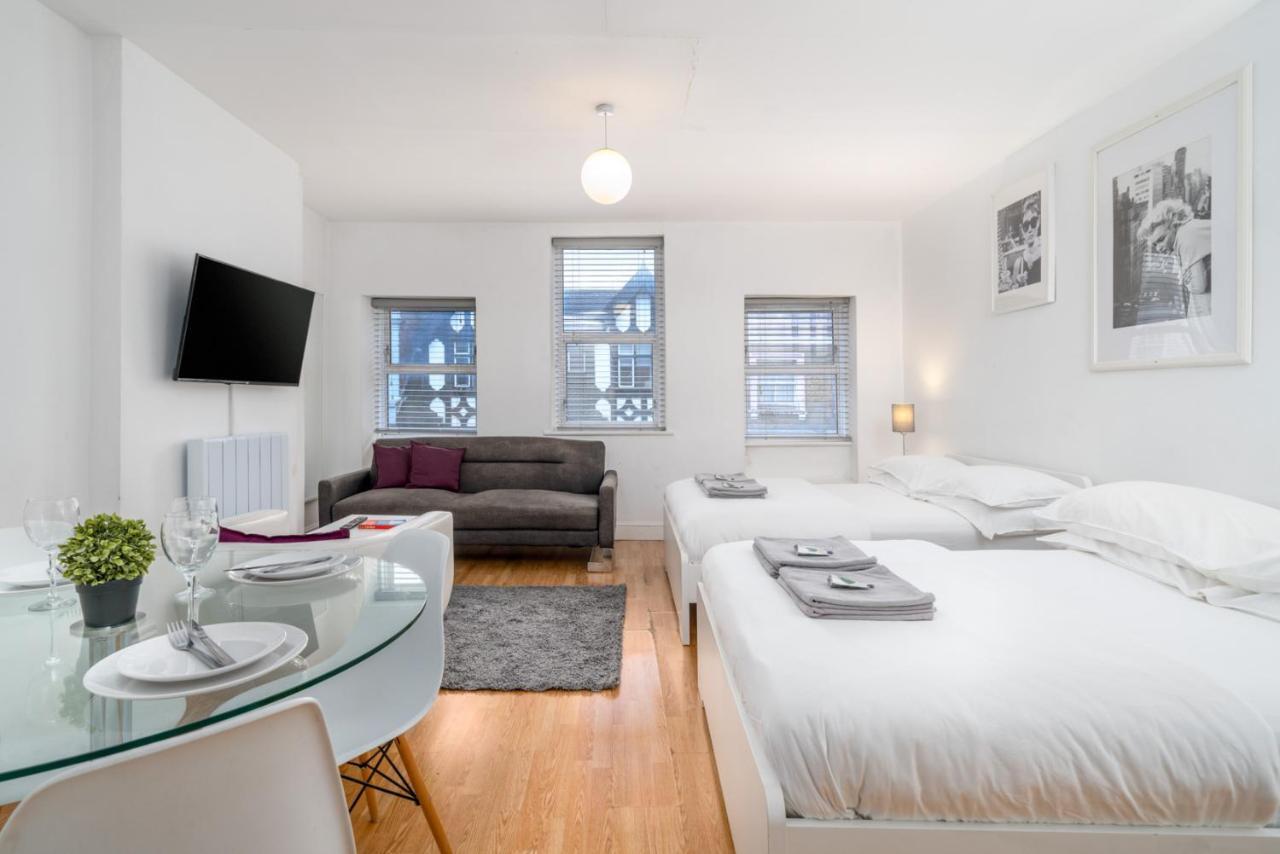 Soho & Covent Garden Apartment, Sleeps 3 London Kültér fotó