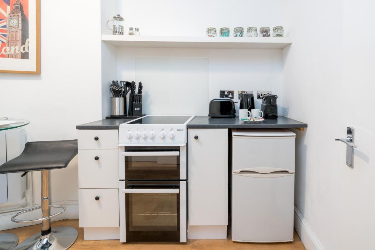 Soho & Covent Garden Apartment, Sleeps 3 London Kültér fotó