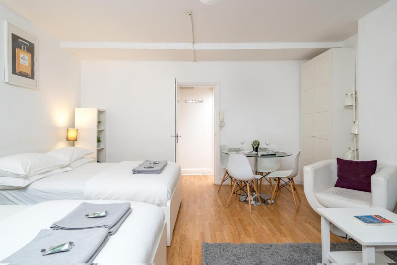 Soho & Covent Garden Apartment, Sleeps 3 London Kültér fotó